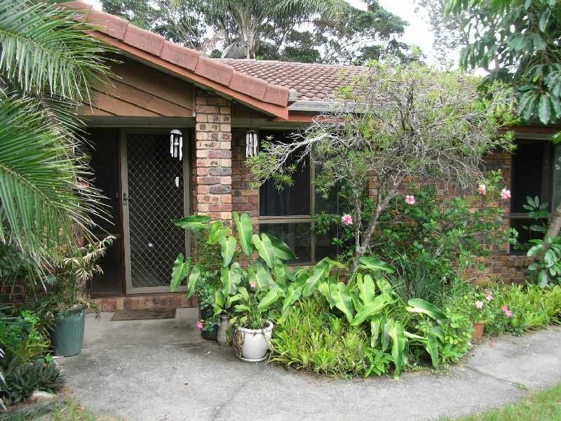 30 Bishop Road, Beachmere QLD 4510