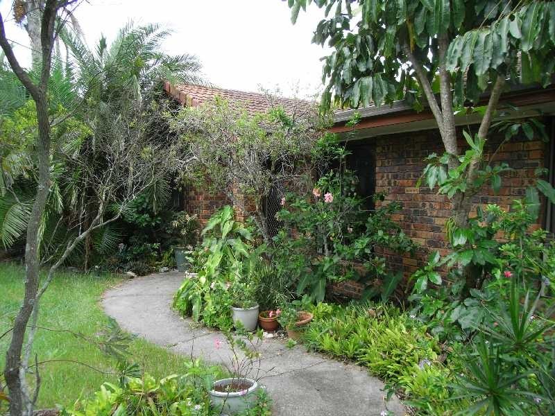 30 Bishop Road, Beachmere QLD 4510