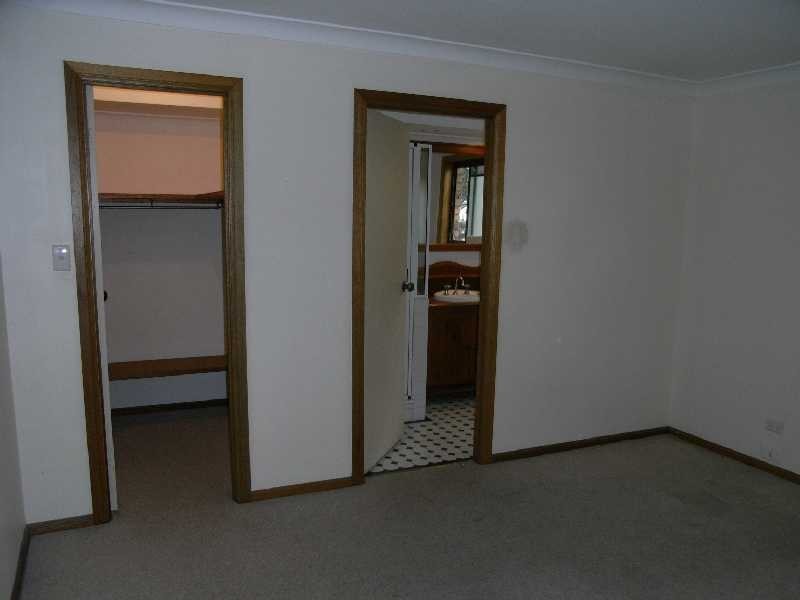 30 Bishop Road, Beachmere QLD 4510