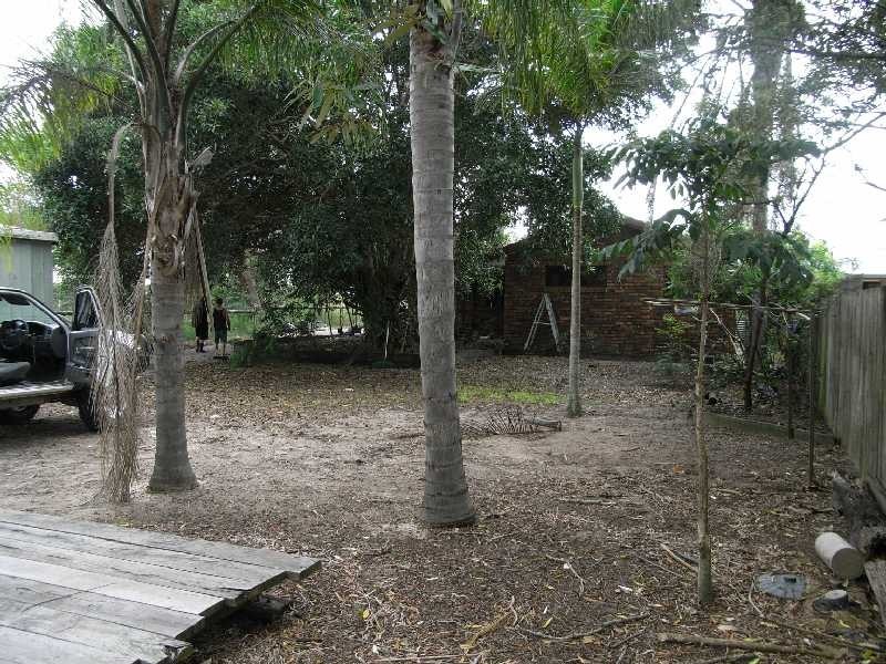 30 Bishop Road, Beachmere QLD 4510