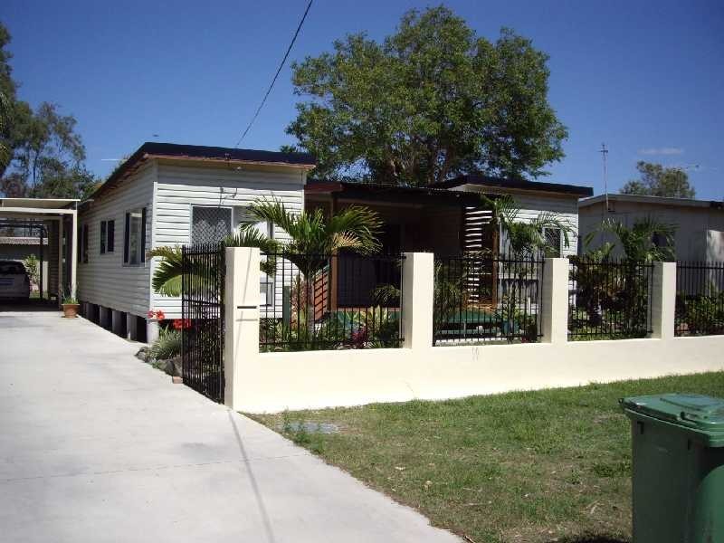 10 Gibson Street, Beachmere QLD 4510