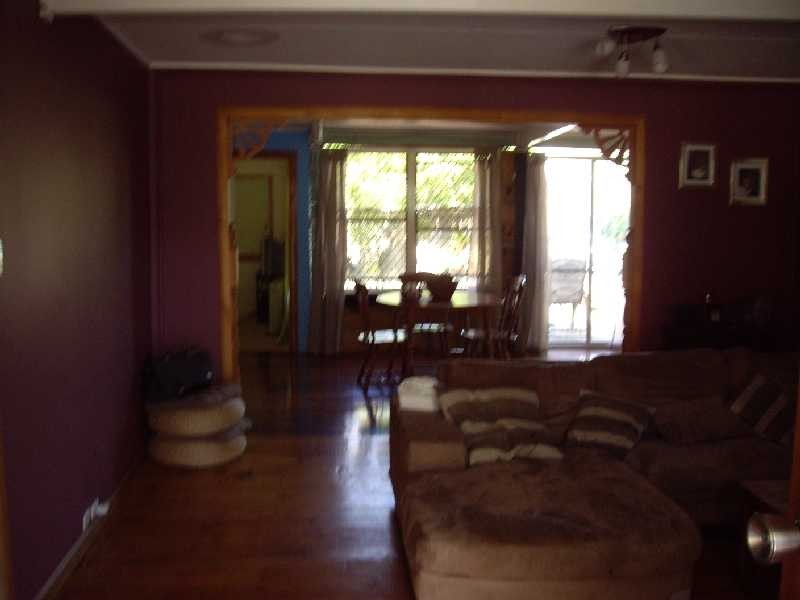 10 Gibson Street, Beachmere QLD 4510