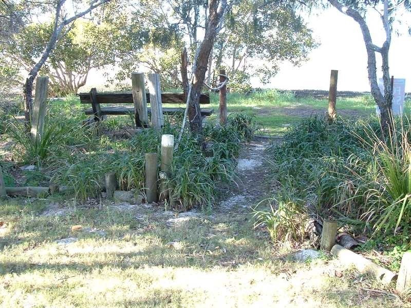 32 Bayside Drive, Beachmere QLD 4510