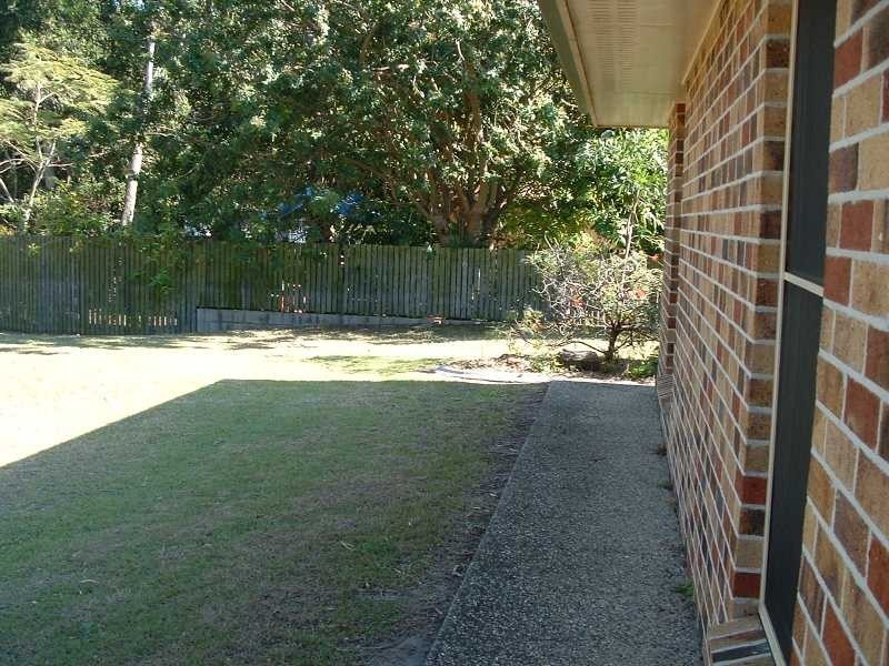 Unit 2/4 Margaret Street, Beachmere QLD 4510