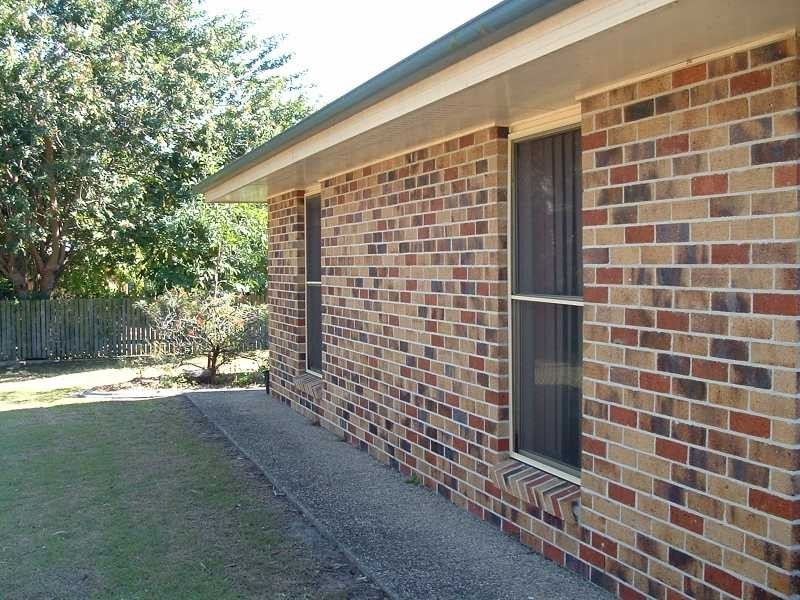 Unit 2/4 Margaret Street, Beachmere QLD 4510