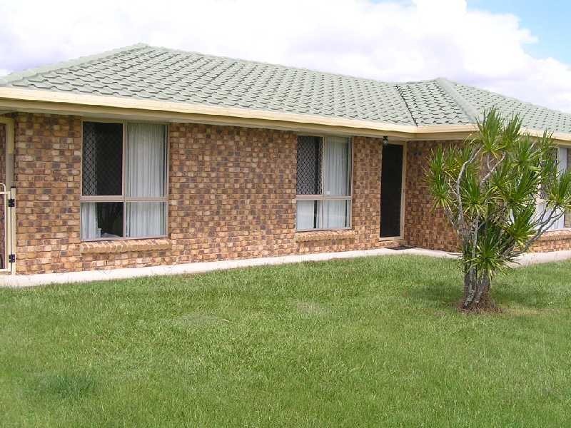 30 Kunde Street, Beachmere QLD 4510