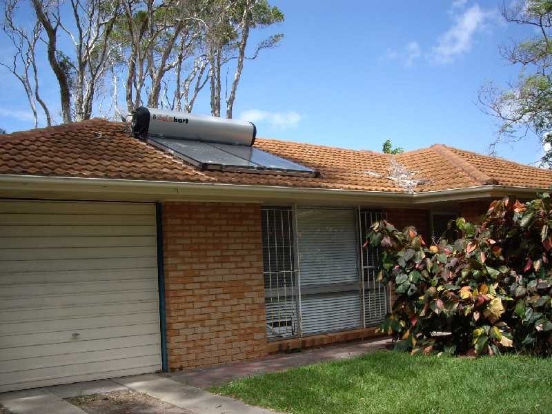 22 Bayside Drive, Beachmere QLD 4510