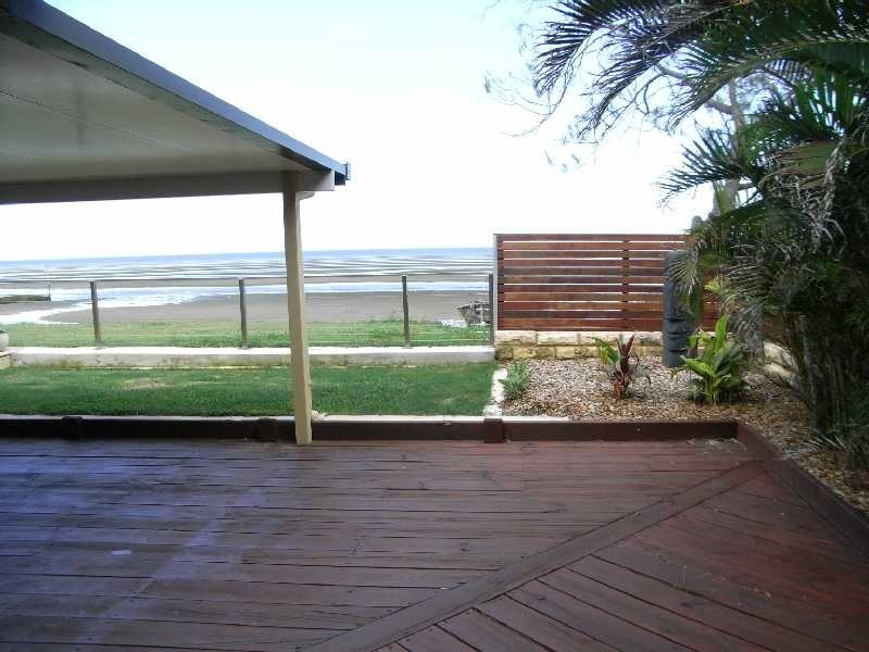27 Grace Street, Beachmere QLD 4510