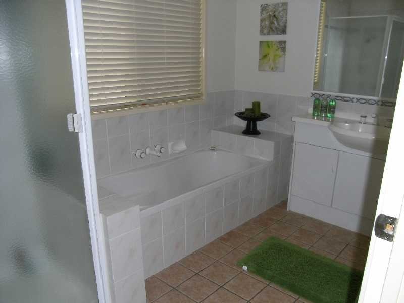 27 Grace Street, Beachmere QLD 4510