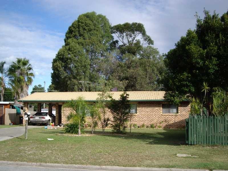 21 Moatah Drive, Beachmere QLD 4510