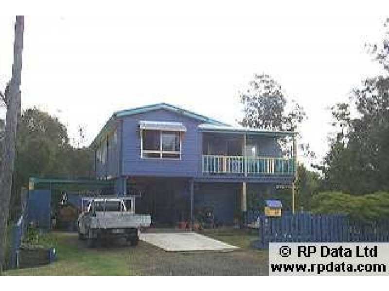 112 Biggs Ave, Beachmere QLD 4510