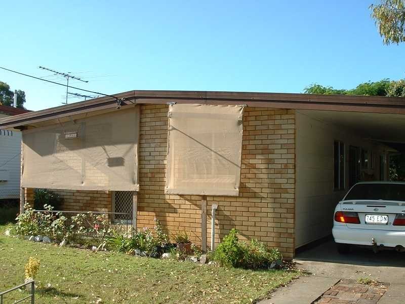 11 Lalroy Street, Beachmere QLD 4510