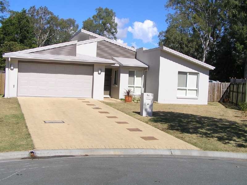 14 Yarraan Court, Beachmere QLD 4510