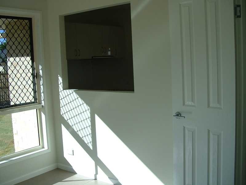 5/3 Weeroona Avenue, Beachmere QLD 4510