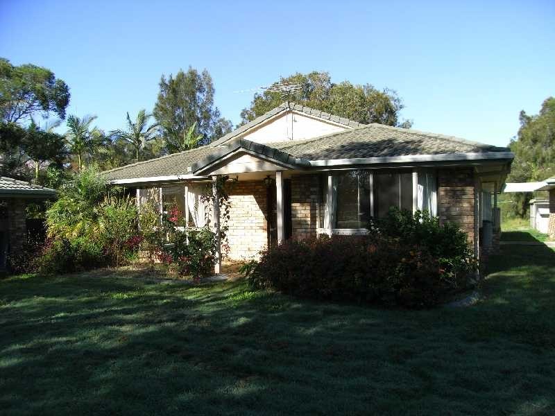 16 Kunde Street, Beachmere QLD 4510