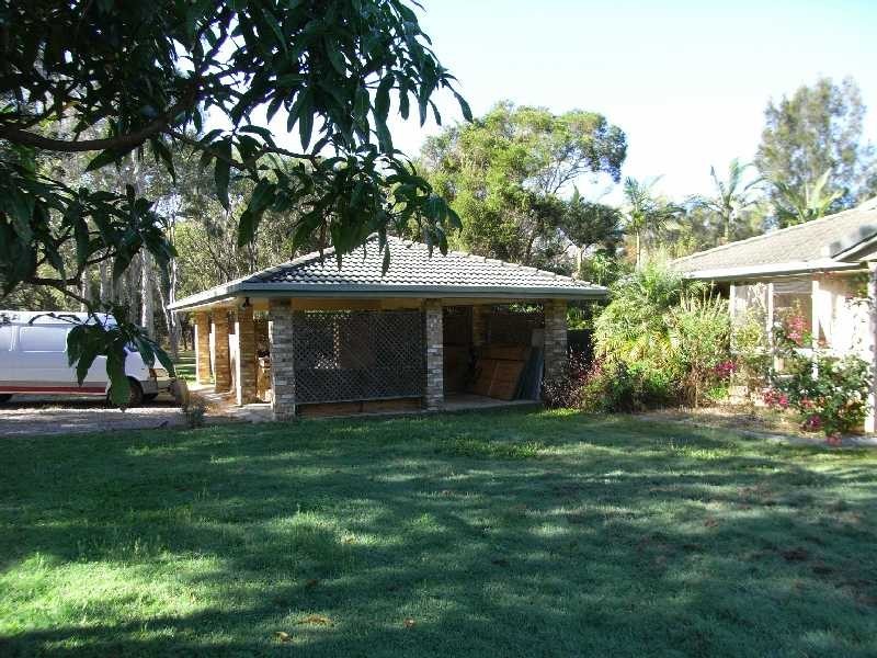 16 Kunde Street, Beachmere QLD 4510