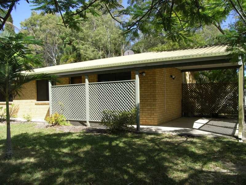 18 Progress Ave, Beachmere QLD 4510