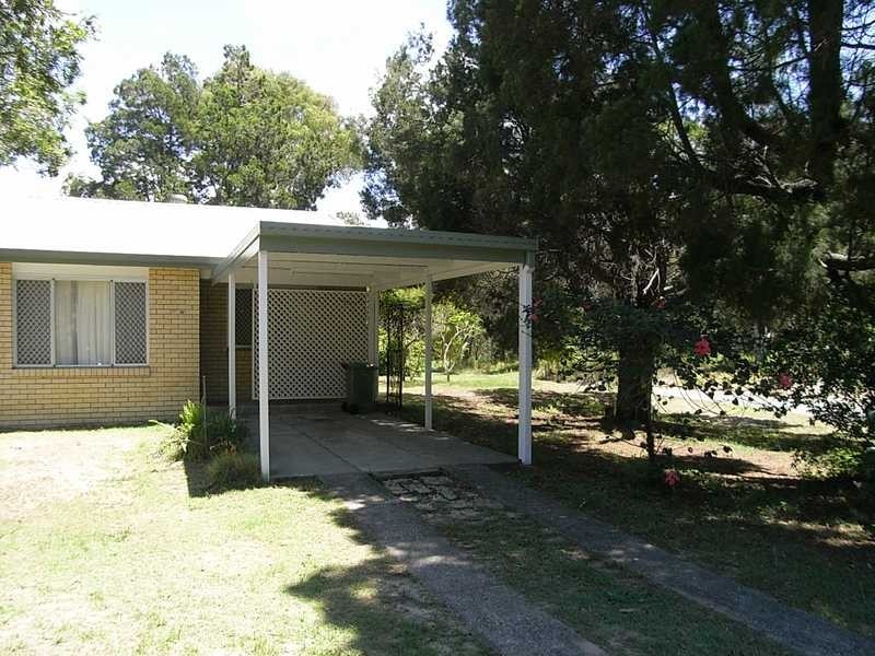 2/10 Bishop Road, Beachmere QLD 4510