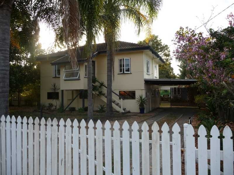 144 Moreton Tce, Beachmere QLD 4510