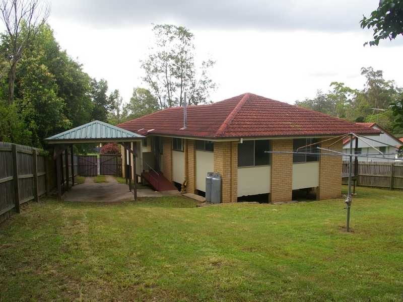 6 Lang Court, Goodna QLD 4300