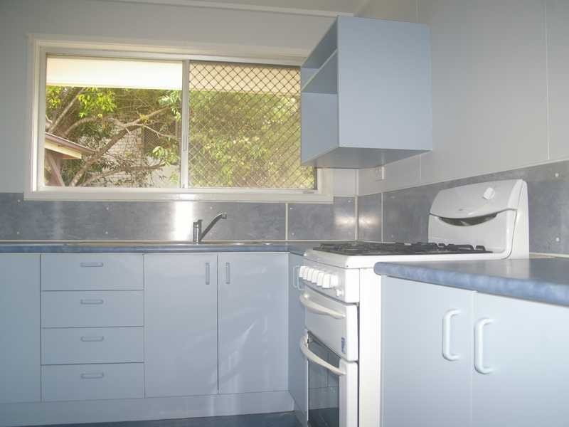 6 Lang Court, Goodna QLD 4300