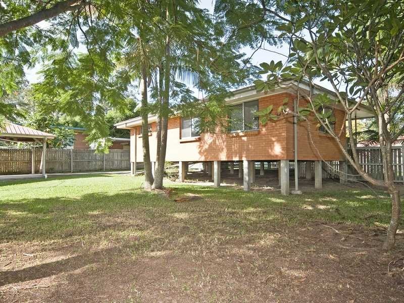 15 Brian Street, Riverview QLD 4303