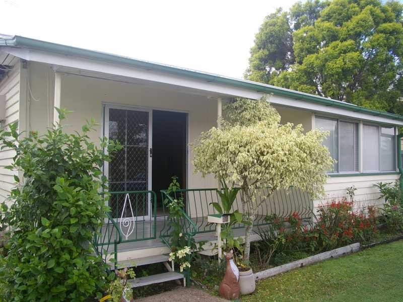 24 Flint Street, North Ipswich QLD 4305