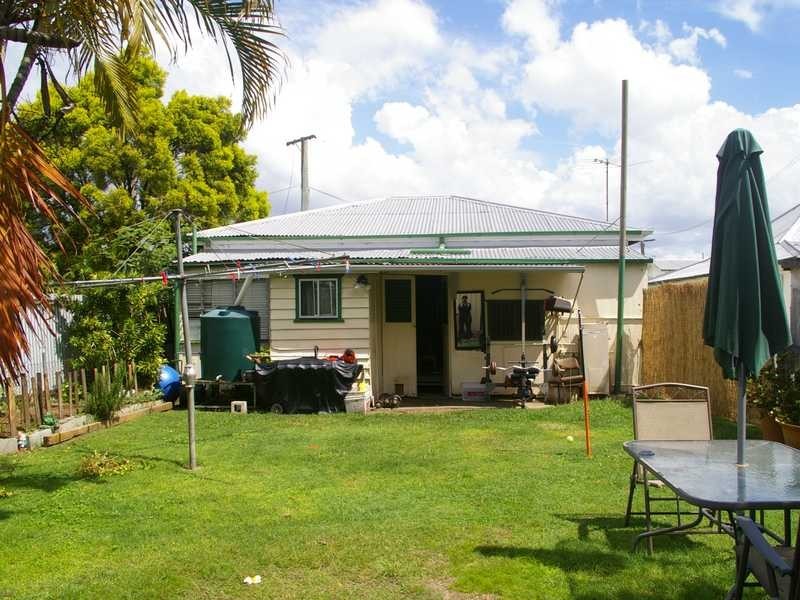 24 Flint Street, North Ipswich QLD 4305