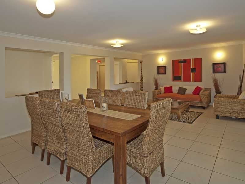 2 Paroo Place, Karalee QLD 4306