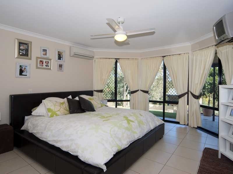 2 Paroo Place, Karalee QLD 4306