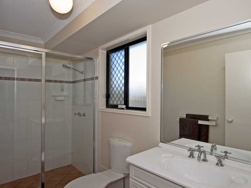 2 Paroo Place, Karalee QLD 4306