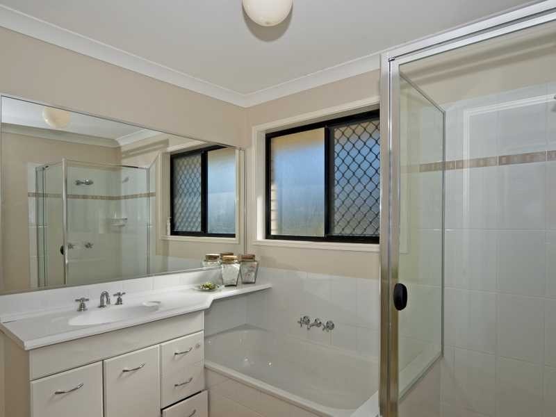 2 Paroo Place, Karalee QLD 4306