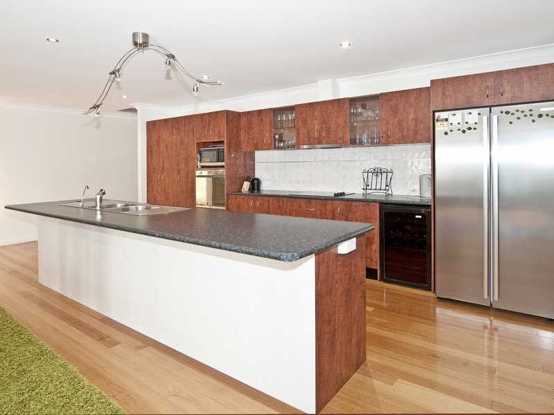 5 Whitewood Crescent, Brookwater QLD 4300