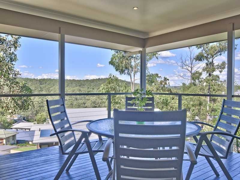 5 Whitewood Crescent, Brookwater QLD 4300