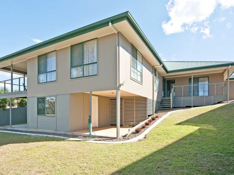 5 Whitewood Crescent, Brookwater QLD 4300