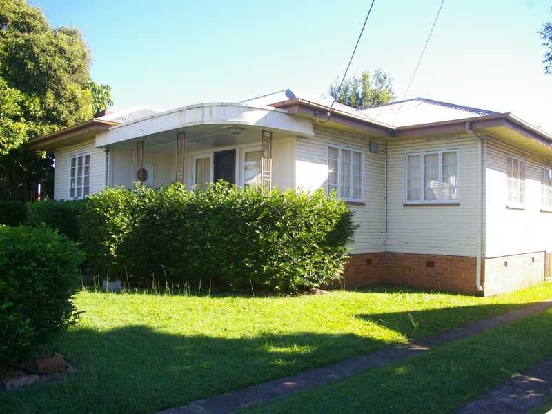 Booval QLD 4304