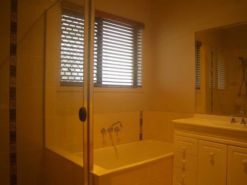 3 Graham Court, Hatton Vale QLD 4341