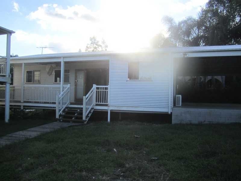 11 Burke Street, Barellan Point QLD 4306