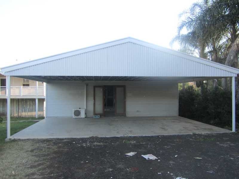 11 Burke Street, Barellan Point QLD 4306