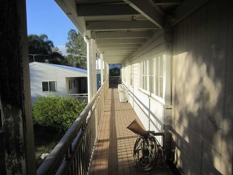 11 Burke Street, Barellan Point QLD 4306