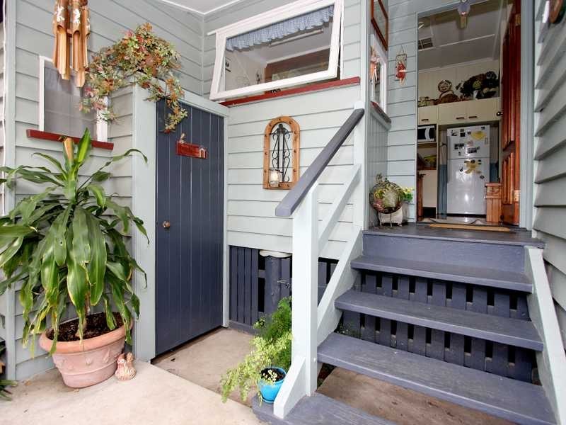 19 Joffre Street, Booval QLD 4304