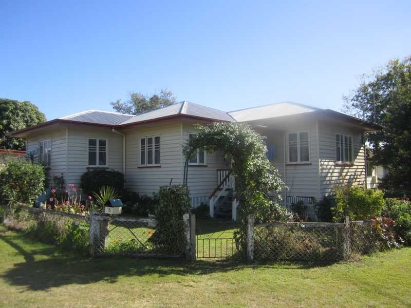 15 Elliot Street, Silkstone QLD 4304