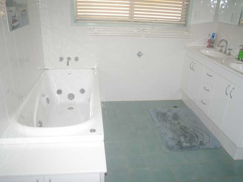 59 Haggartys Avenue, Karrabin QLD 4306