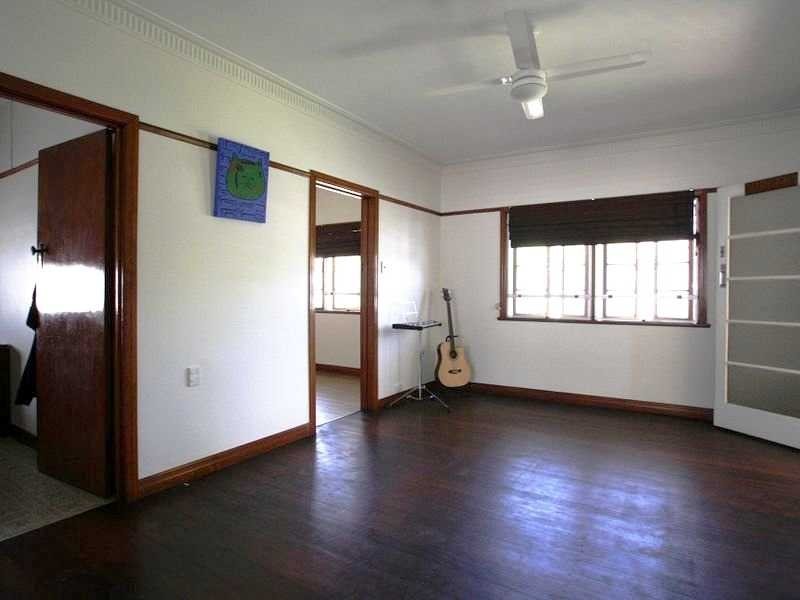 3 Irvine Street, East Ipswich QLD 4305