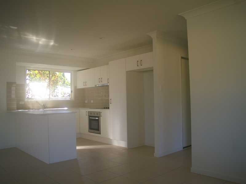 33a Margaret Street, Silkstone QLD 4304