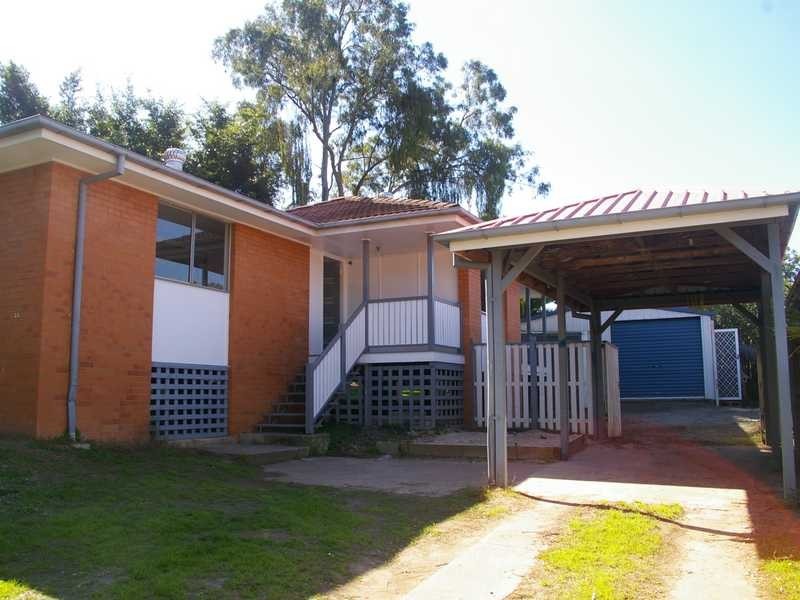 22 Gibbs Street, Riverview QLD 4303