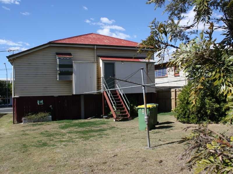 53 South Station Road, Booval QLD 4304