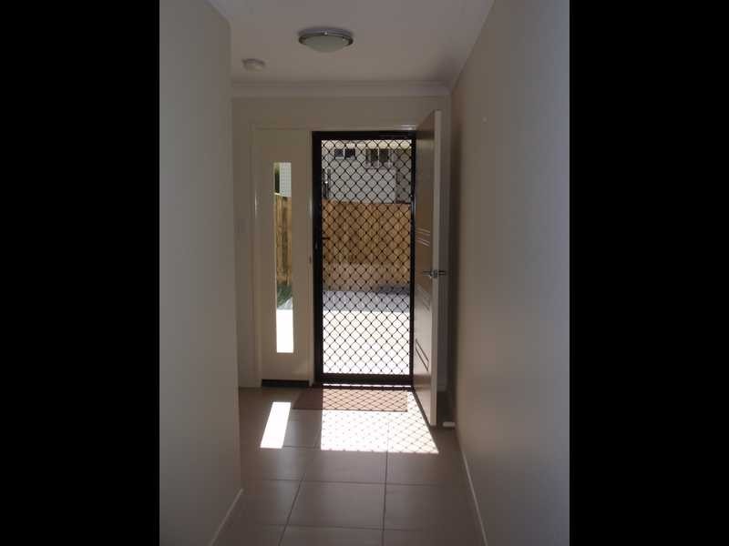 34a Macquarie Street, Silkstone QLD 4304