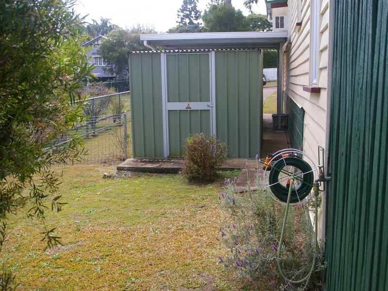 4 Bird Street, Bundamba QLD 4304