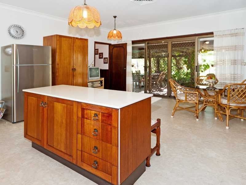 94 Candowie Cr, Karana Downs QLD 4306